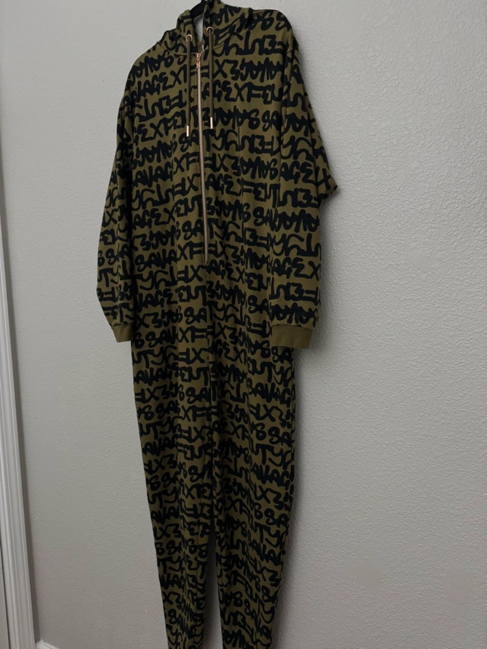 Savage X Fenty Forever Savage Hooded One Piece Olive Green Allover Logo Size XL - Picture 7 of 14